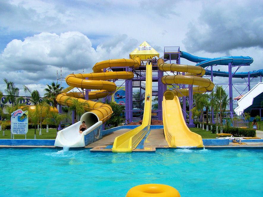 Hotel Splash Inn Silao Exterior photo