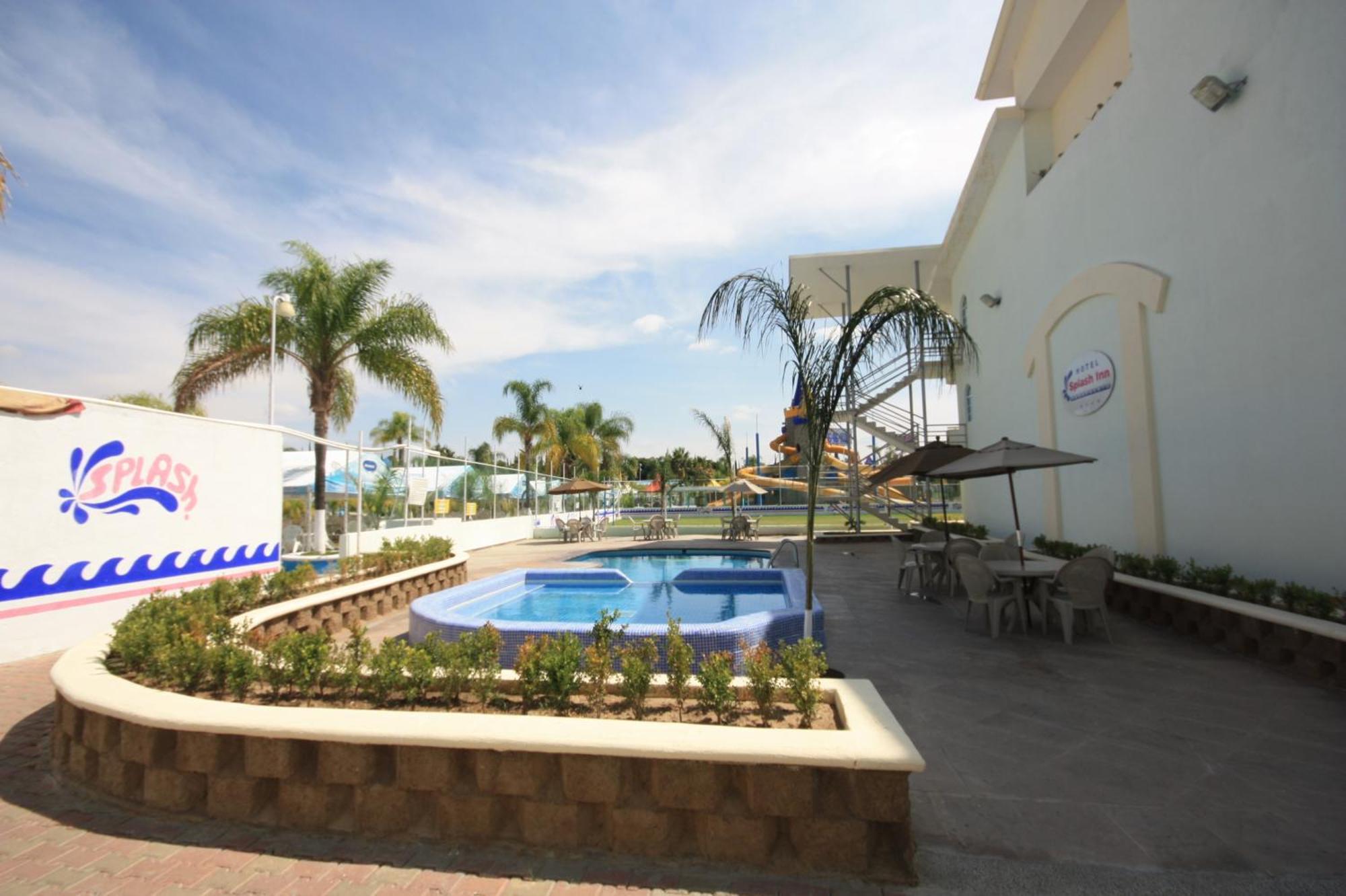 Hotel Splash Inn Silao Exterior photo